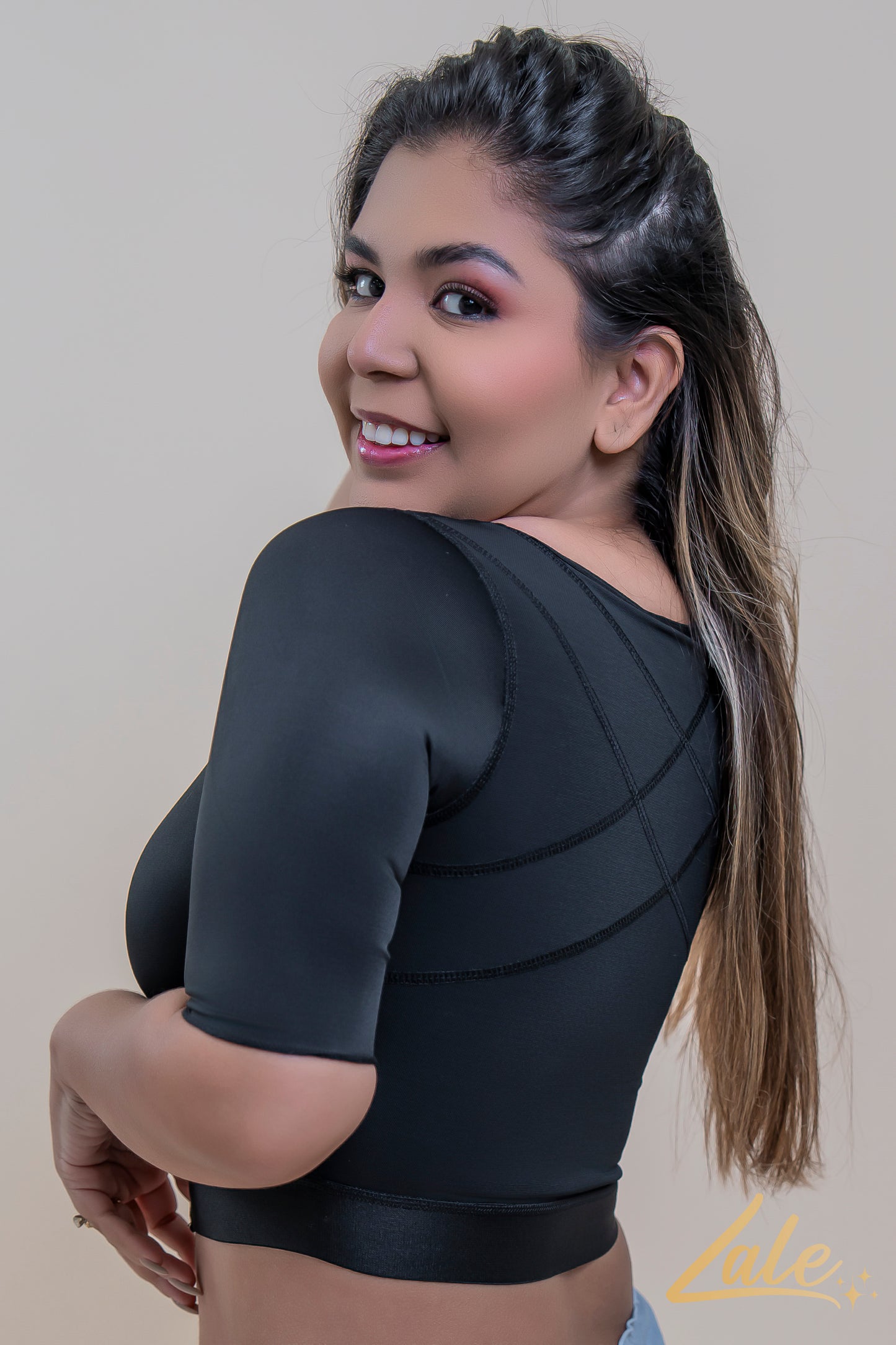 Arm Coverage Bra - Women's Basic Minimalist Design for Comfort and Support
