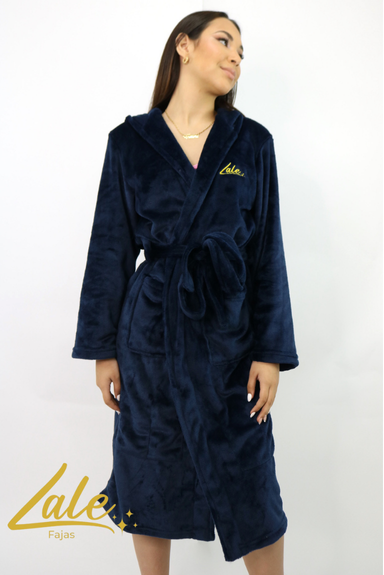 Recovery Robe for Women with Long Sleeves, Elegant Design and Pockets for Medical Drains