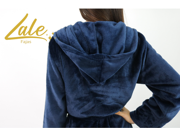 Recovery Robe for Women with Long Sleeves, Elegant Design and Pockets for Medical Drains