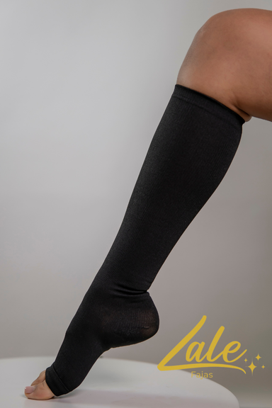 Post-operatory Recovery Knee-High Compression Socks