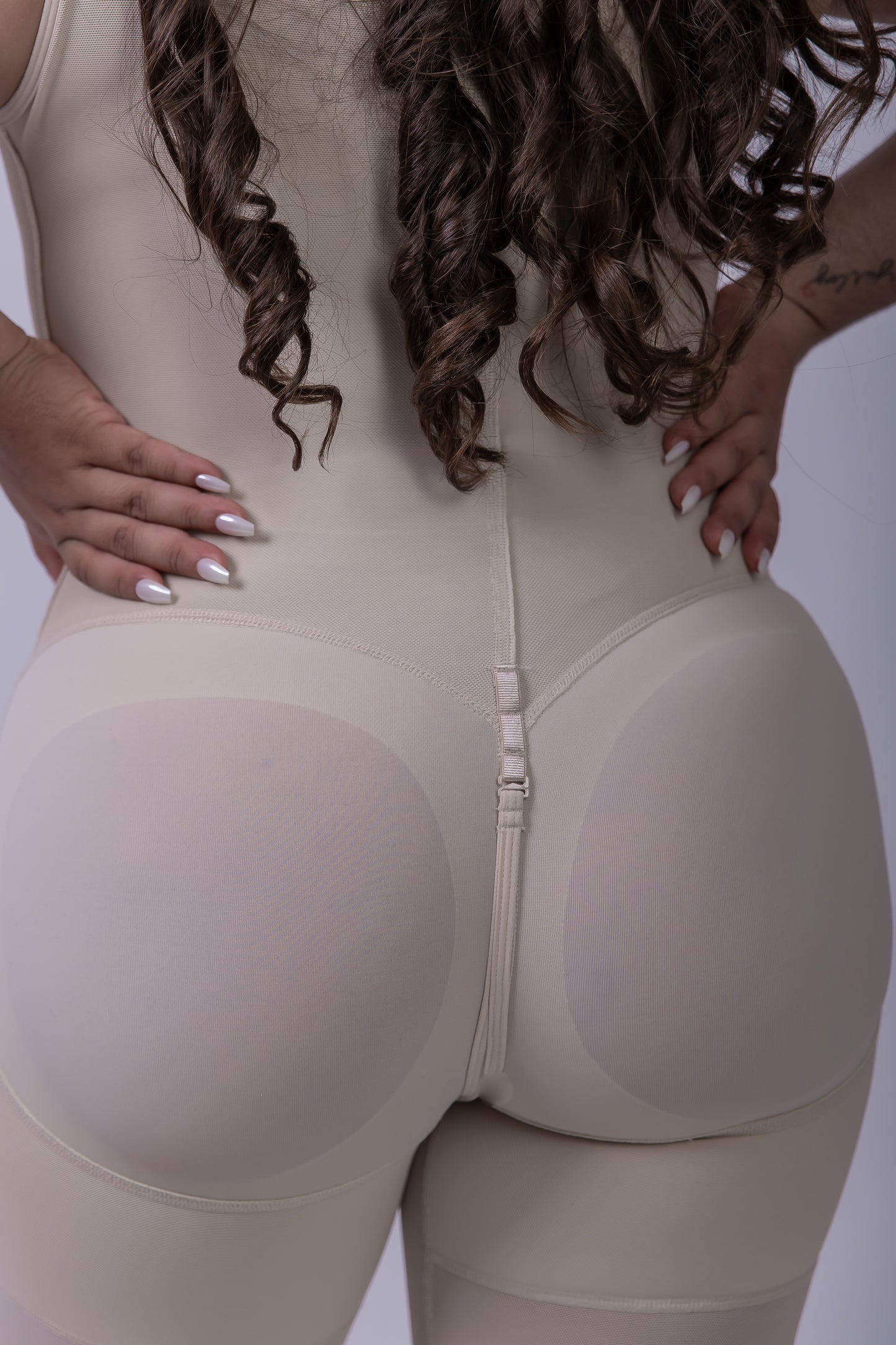 Hourglass Shaper with Detachable Thong